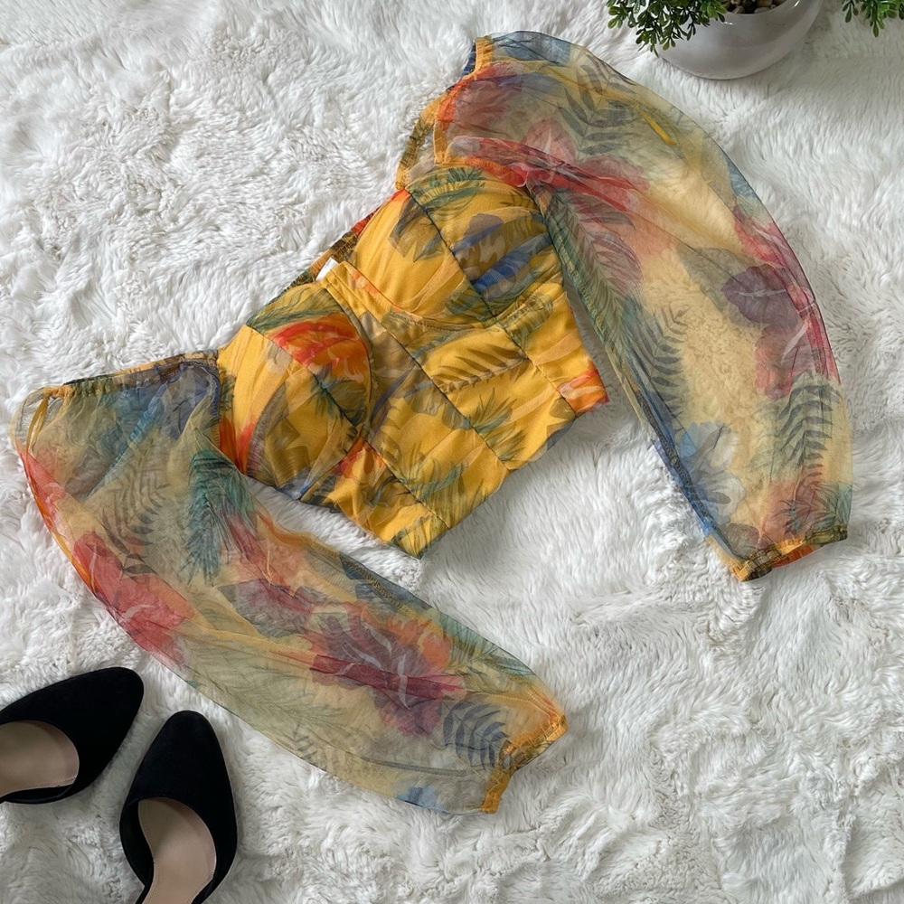 ROSE VELVET Mesh Print Elbow Sleeve Top – Size Small